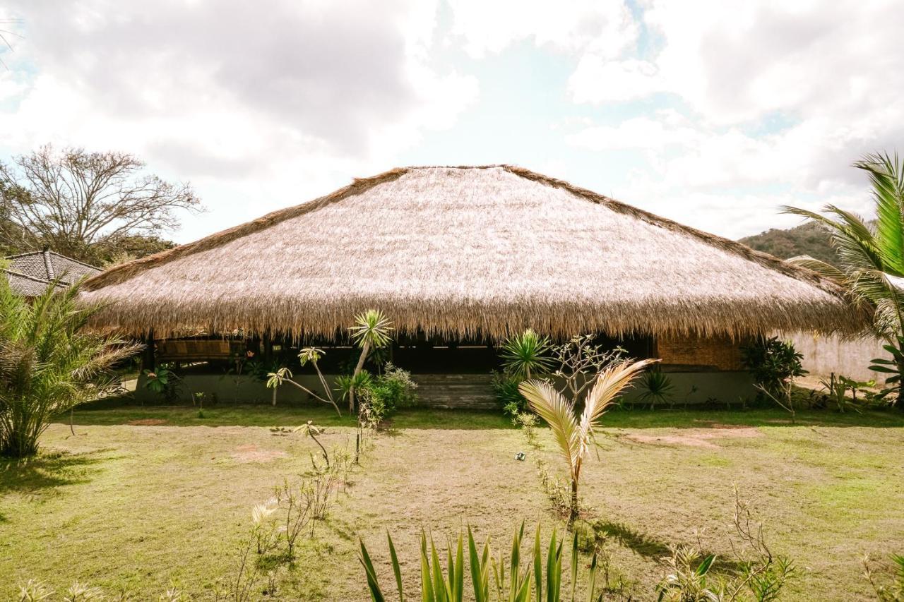 Sekongkang Baha Baha Villas West Sumbawa Yoyos - Free Yoga Class, Gym Daily Included For Guest - Fast Wifi Starlink מראה חיצוני תמונה